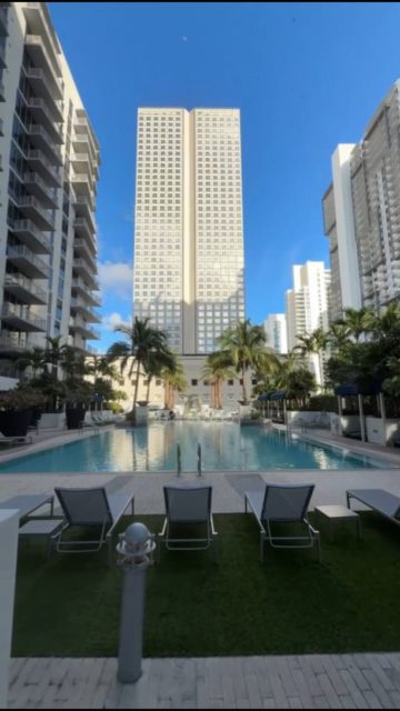¿Buscas renta? Este es el lugar ideal para ti, tiene todo lo que necesitas y excelentes incentivos. CONTACTAME 

#miami #realestate #downtownmiami #inmobiliarias #applynow #invest